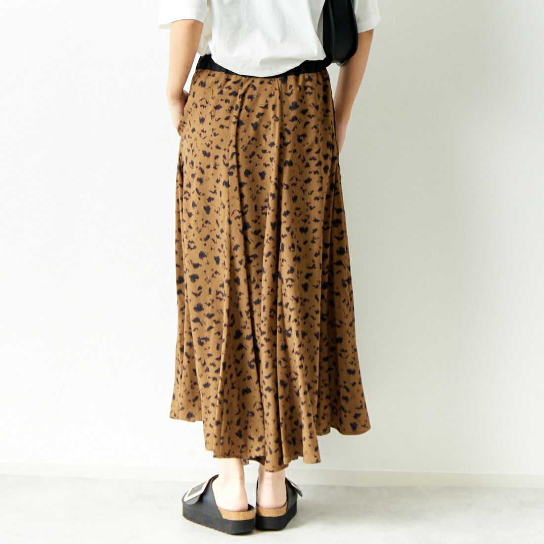 Jeans Factory Clothes [ジーンズファクトリークローズ] レオパード柄フレアスカート [147503] 77 ﾌﾞﾗｳﾝ &&モデル身長：167cm 着用サイズ：F&&