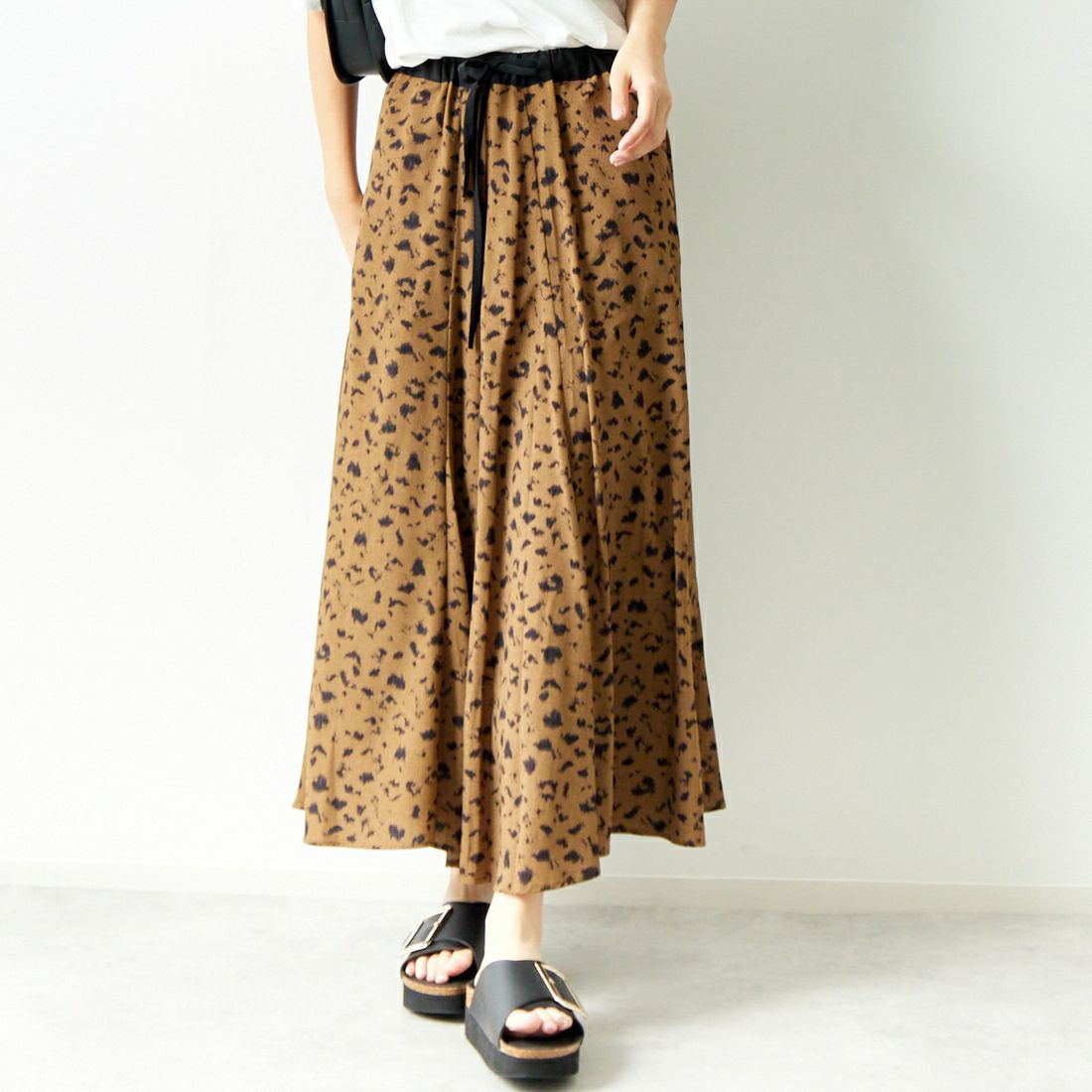 Jeans Factory Clothes [ジーンズファクトリークローズ] レオパード柄フレアスカート [147503] 77 ﾌﾞﾗｳﾝ &&モデル身長：167cm 着用サイズ：F&&