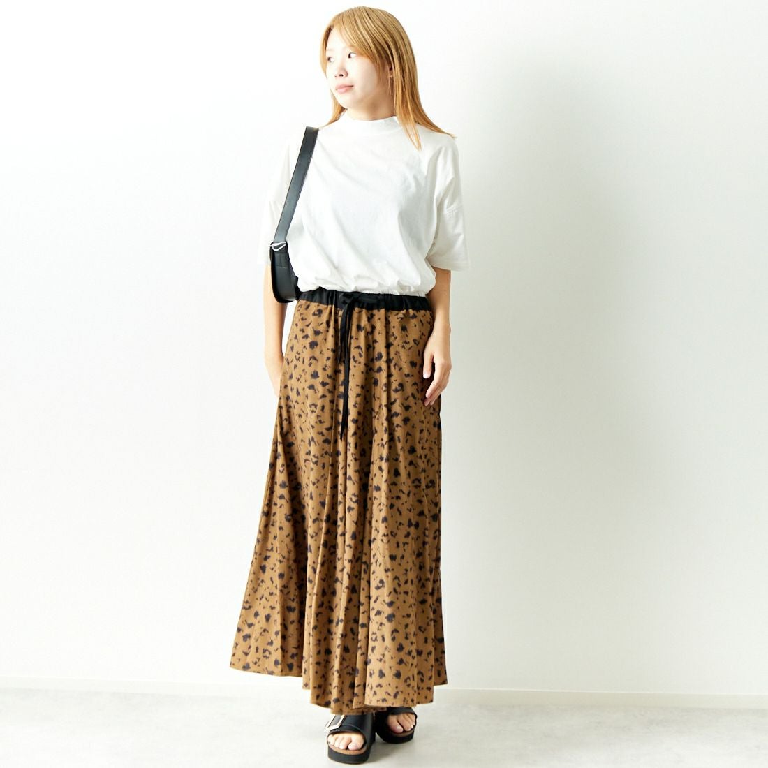 Jeans Factory Clothes [ジーンズファクトリークローズ] レオパード柄フレアスカート [147503] 77 ﾌﾞﾗｳﾝ &&モデル身長：167cm 着用サイズ：F&&