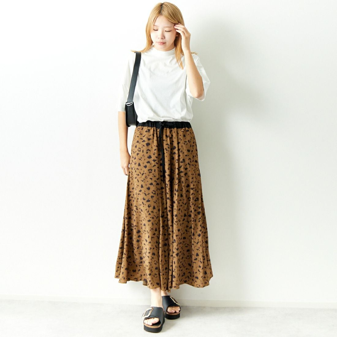 Jeans Factory Clothes [ジーンズファクトリークローズ] レオパード柄フレアスカート [147503] 77 ﾌﾞﾗｳﾝ &&モデル身長：167cm 着用サイズ：F&&