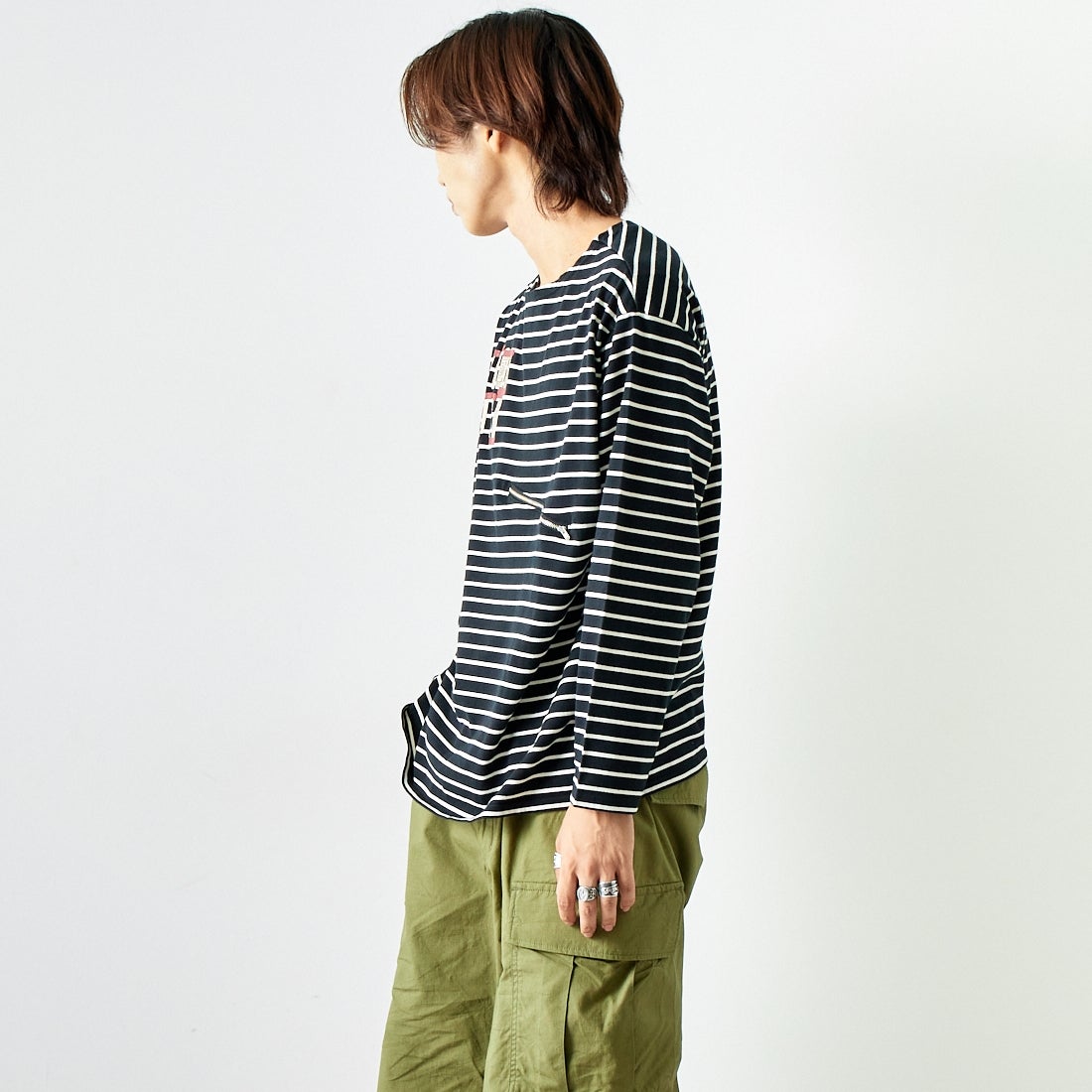 ILL ONE EIGHTY [イル ワンエイティ] チケットTシャツ [ILL242-09] BLACK &&モデル身長：179cm 着用サイズ：L&&
