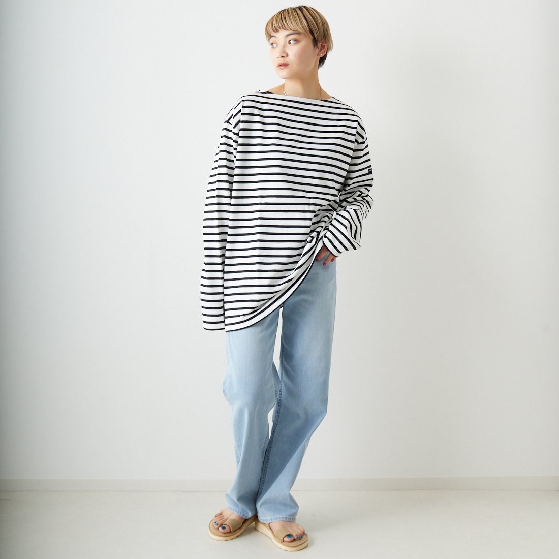 ST.JAMES [セントジェームス] バスクロングスリーブTシャツ [OUESSANT] ECR/NOI &&モデル身長：160cm 着用サイズ：7&&