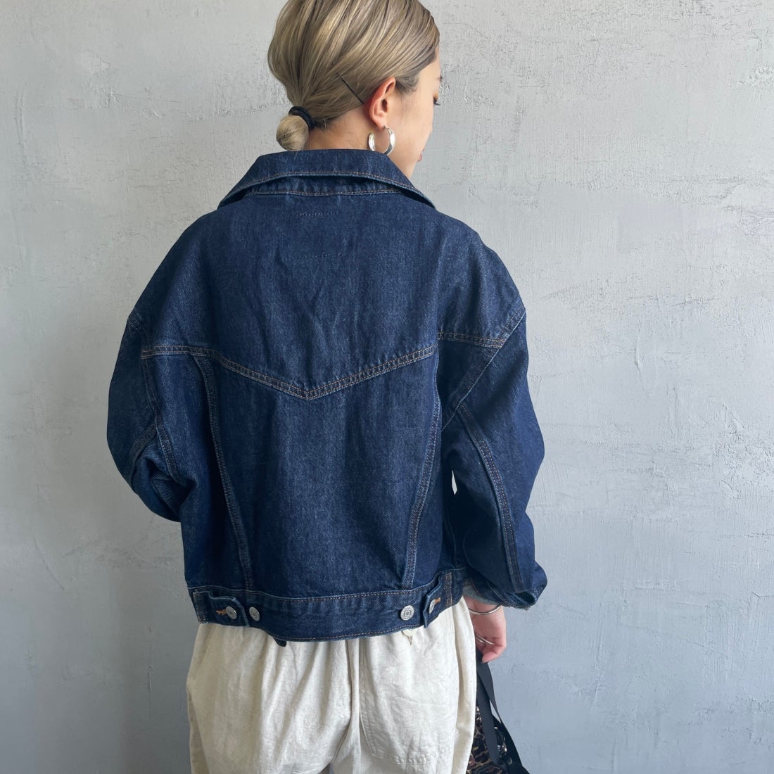 LEVI'S [リーバイス] シュランケン 90sトラッカージャケット [A9155-00] 00 REMEMBE &&モデル身長：150cm 着用サイズ：S&&