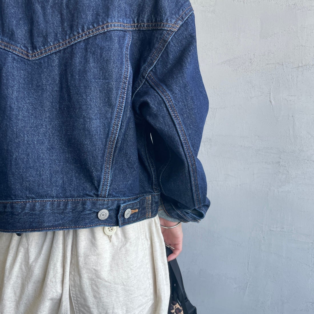 LEVI'S [リーバイス] シュランケン 90sトラッカージャケット [A9155-00] 00 REMEMBE &&モデル身長：150cm 着用サイズ：S&&