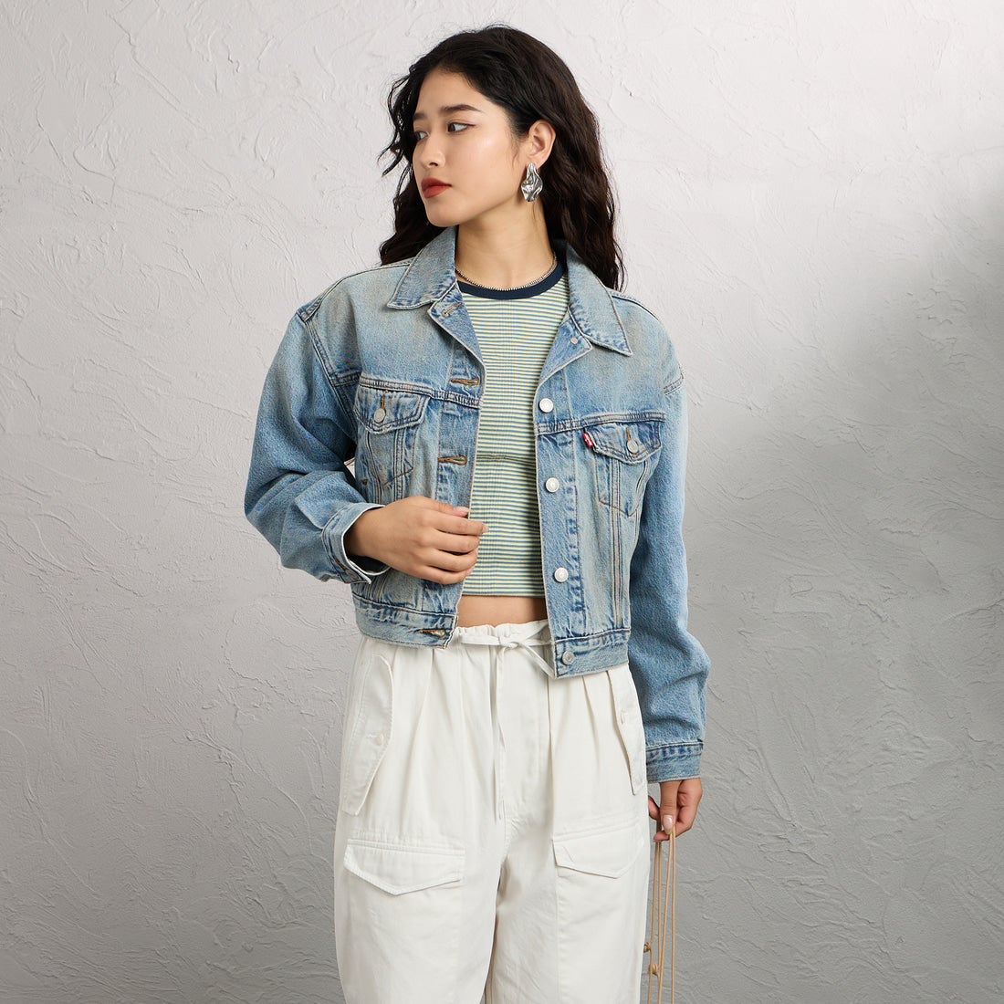 LEVI'S [リーバイス] シュランケン 90sトラッカージャケット [A9155-00] 22 OFF ROA &&モデル身長：162cm 着用サイズ：S&&