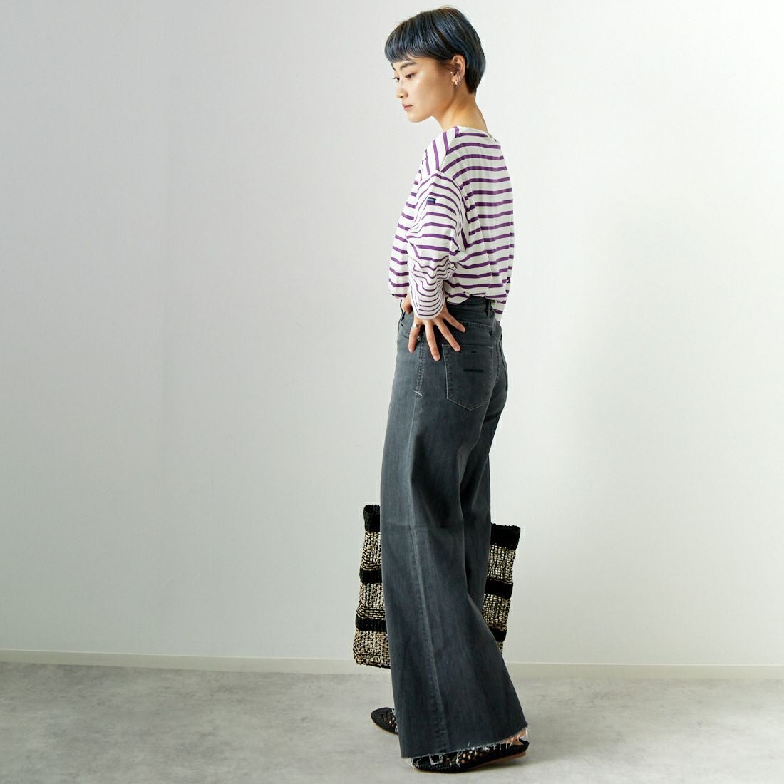 ST.JAMES [セントジェームス] モーレルーズドロップTシャツ [24JC-MORL-LOOSE] ECU/MUR &&モデル身長：160cm 着用サイズ：3&&