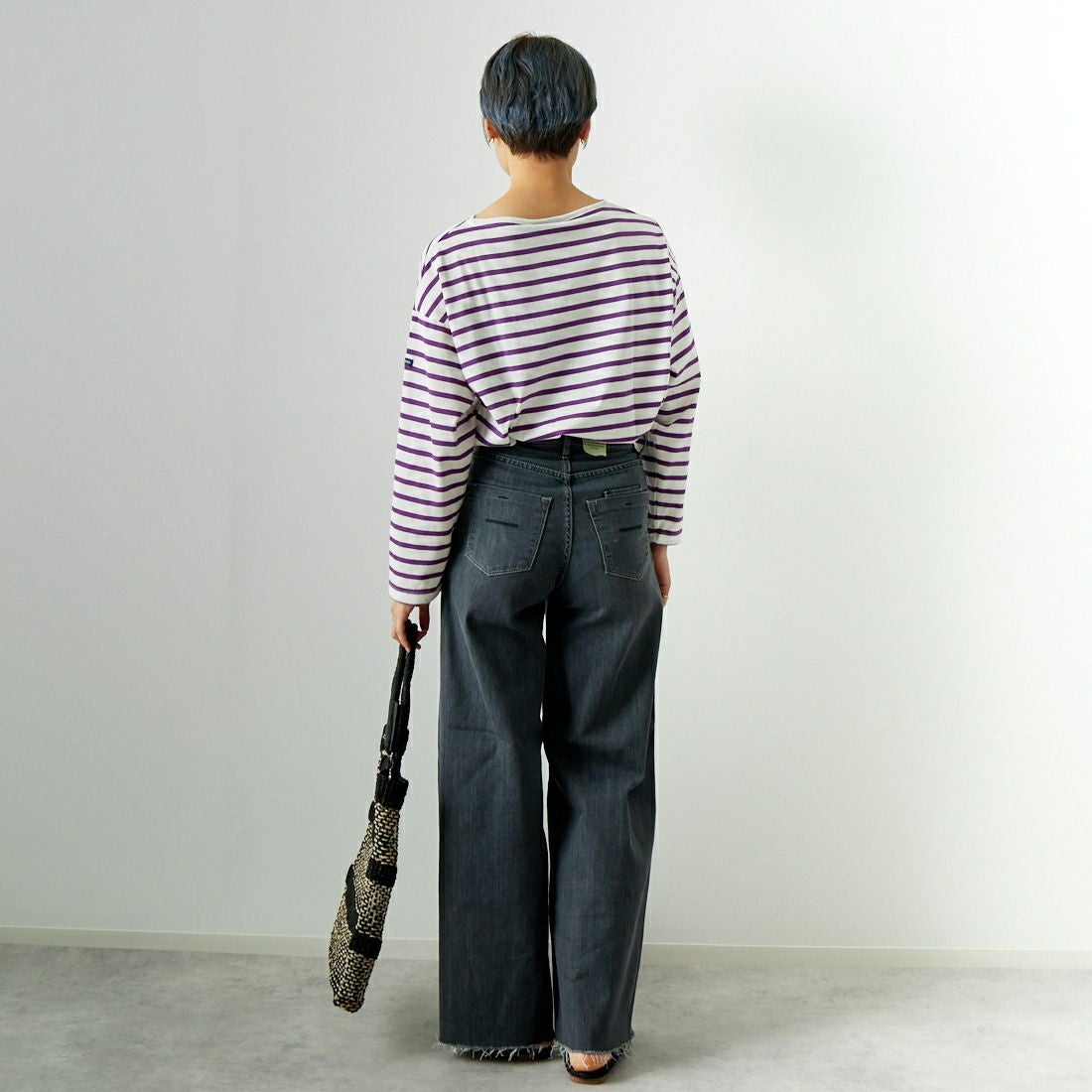 ST.JAMES [セントジェームス] モーレルーズドロップTシャツ [24JC-MORL-LOOSE] ECU/MUR &&モデル身長：160cm 着用サイズ：3&&