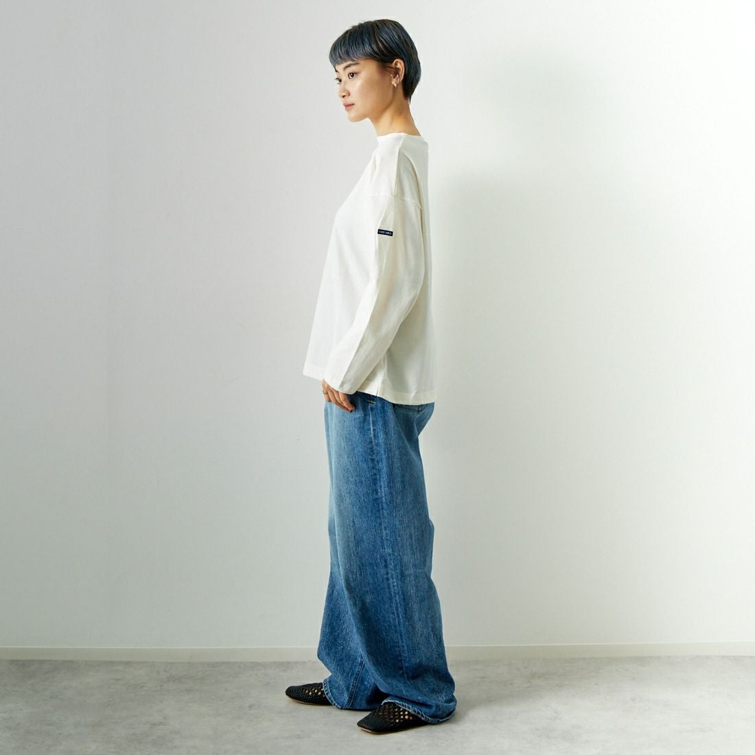ST.JAMES [セントジェームス] モーレルーズドロップTシャツ [24JC-MORL-LOOSE] ECUME &&モデル身長：160cm 着用サイズ：3&&