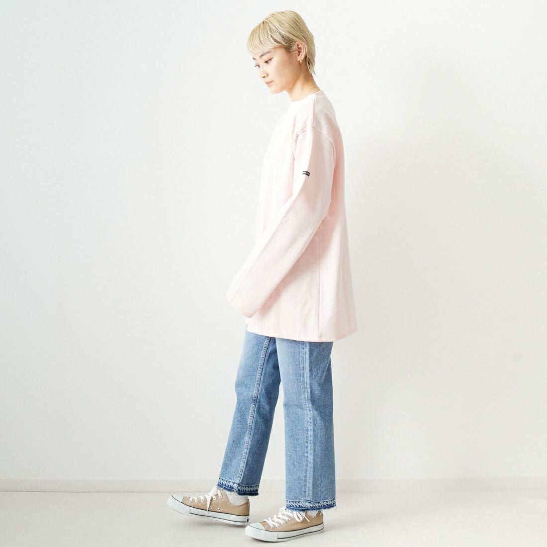 ST.JAMES [セントジェームス] バスクロングスリーブTシャツ [OUESSANT-SD] DRAGEE &&モデル身長：160cm 着用サイズ：7&&