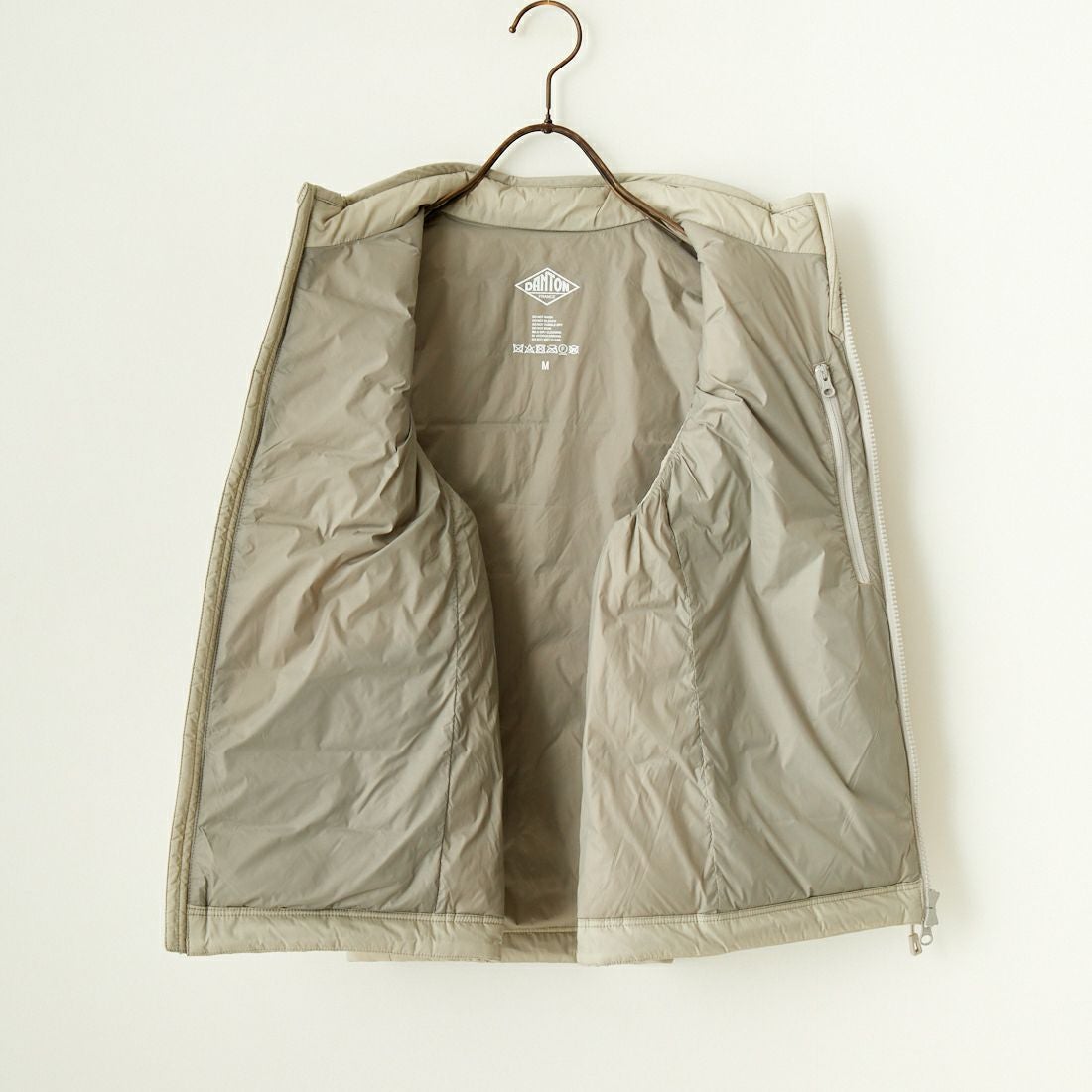 DANTON [ダントン] スタンドカラー ミドルダウンベスト [DT-A0550NRP] GREIGE