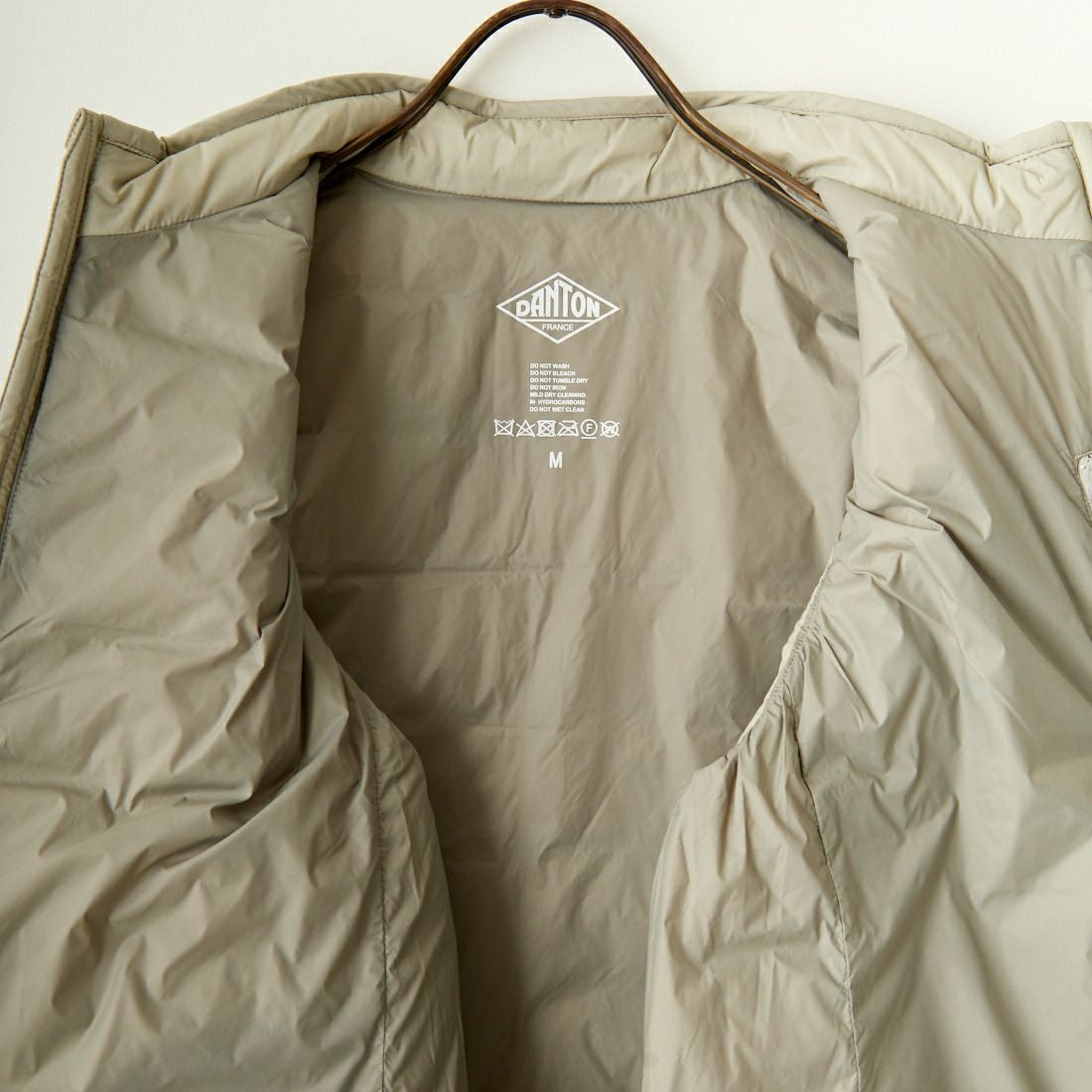 DANTON [ダントン] スタンドカラー ミドルダウンベスト [DT-A0550NRP] GREIGE