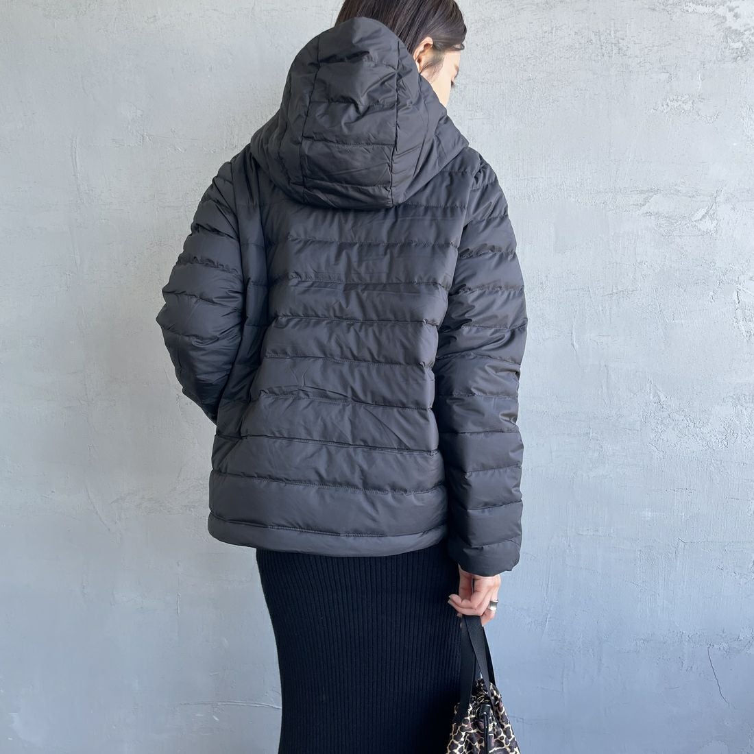 DANTON [ダントン] ミドルダウンフードジャケット [DT-A0563NRP] BLACK&&モデル身長：159cm 着用サイズ：M&&