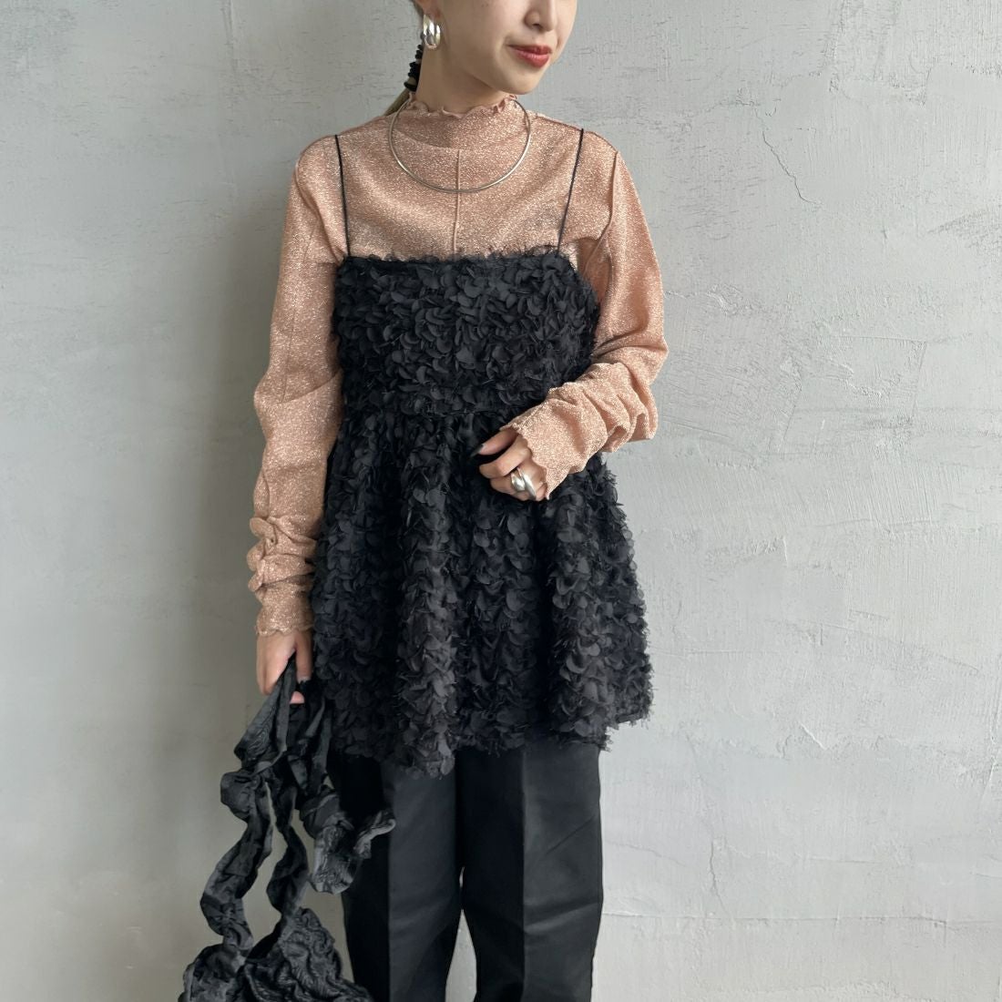 BLACK&&モデル身長：150cm 着用サイズ：F&&