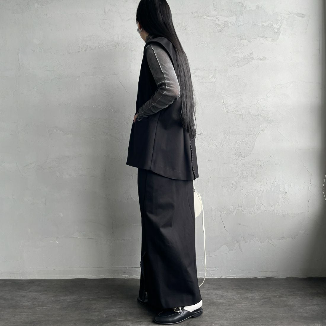 USINE [ユジーヌ] プリーツフリルスカート [2430805] BLACK &&モデル身長：156cm 着用サイズ：38&&