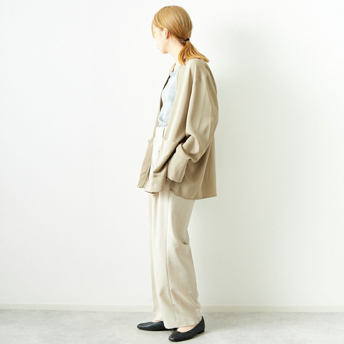 CHIGNON [シニヨン] ブルゾンシャツ [1644-018KK] KHAKI &&モデル身長：167cm 着用サイズ：F&&
