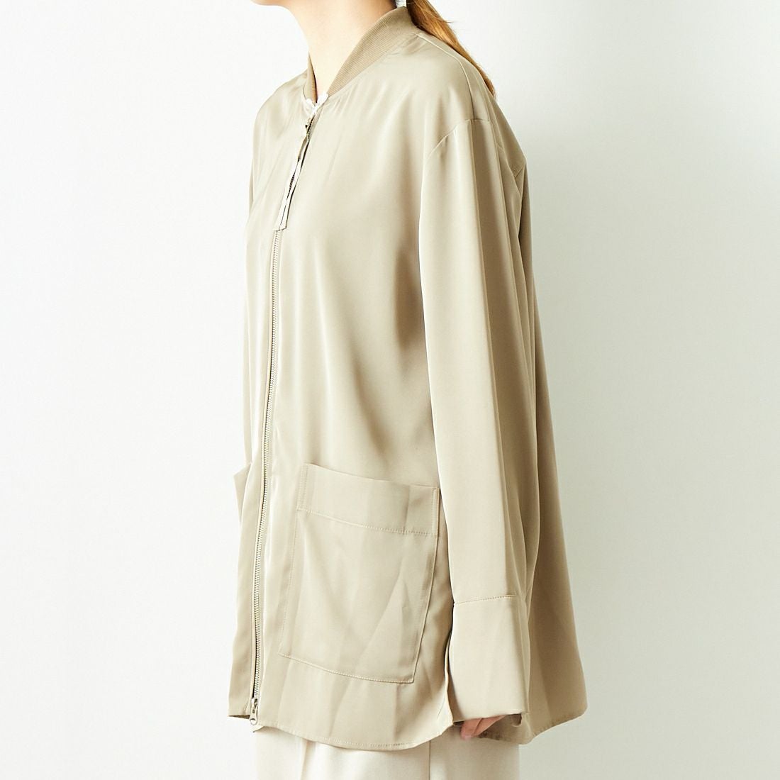 CHIGNON [シニヨン] ブルゾンシャツ [1644-018KK] KHAKI &&モデル身長：167cm 着用サイズ：F&&