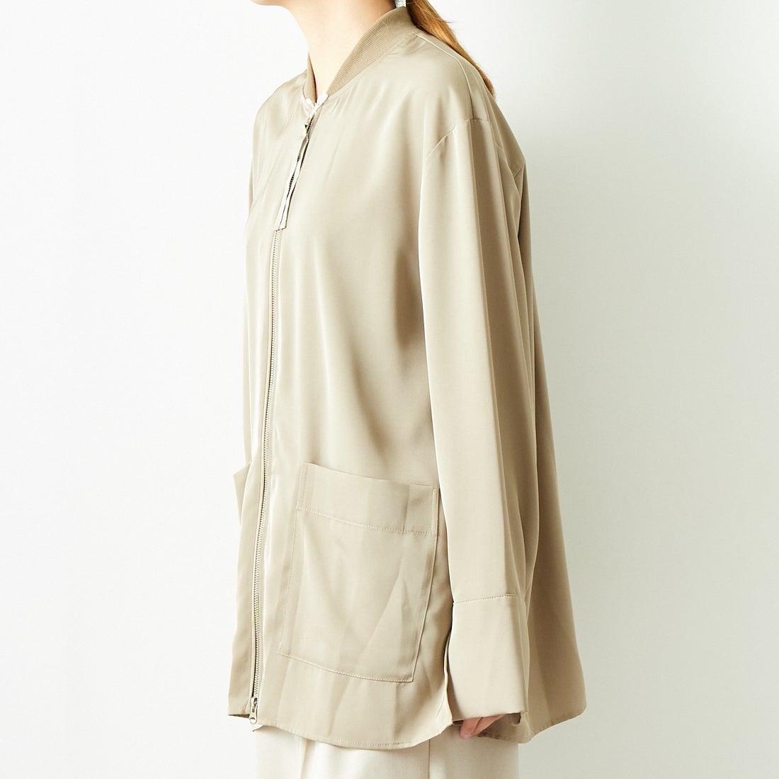 CHIGNON [シニヨン] ブルゾンシャツ [1644-018KK] KHAKI &&モデル身長：167cm 着用サイズ：F&&