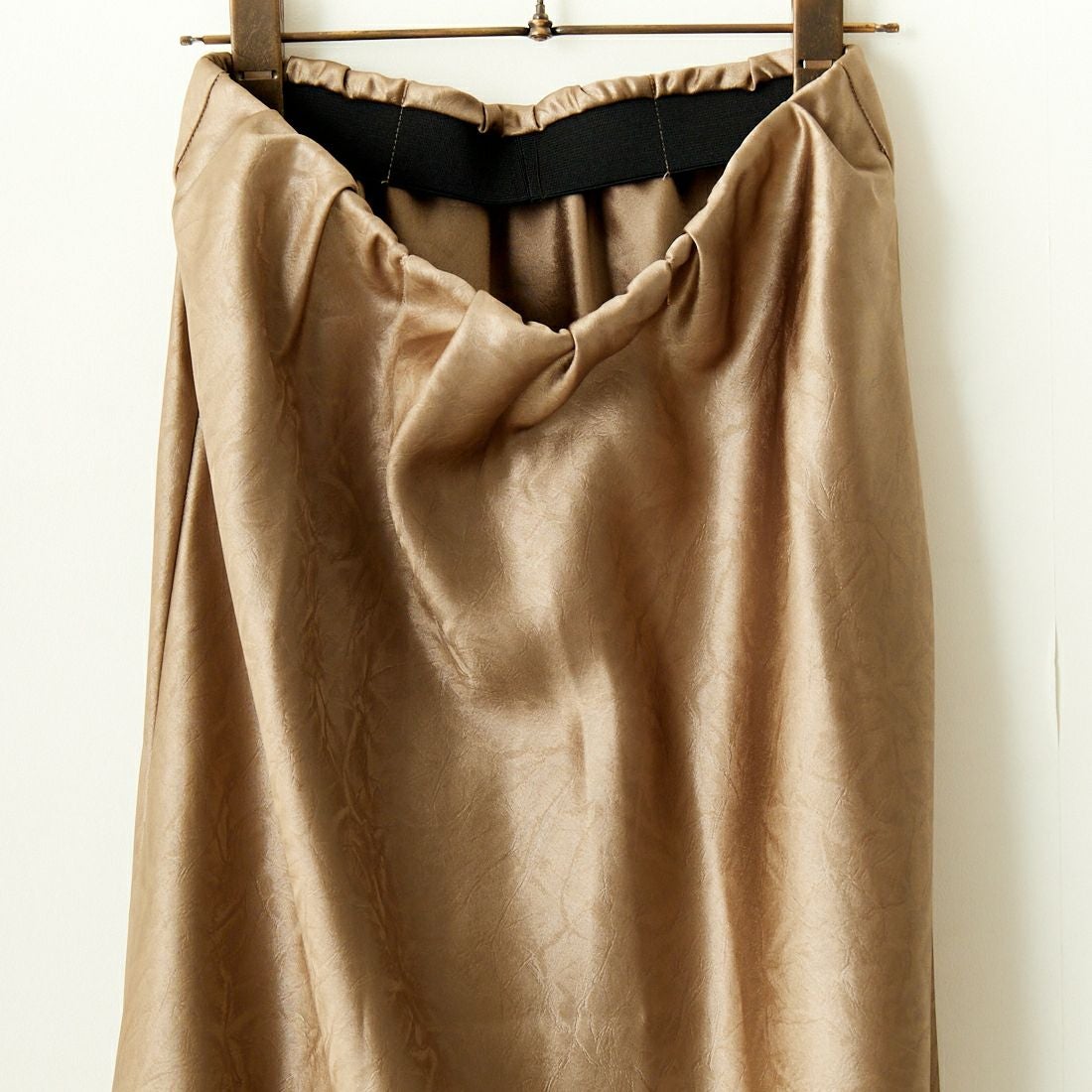 CHIGNON [シニヨン] レザーライクマーメイドスカート [2144-047MK] KHAKI