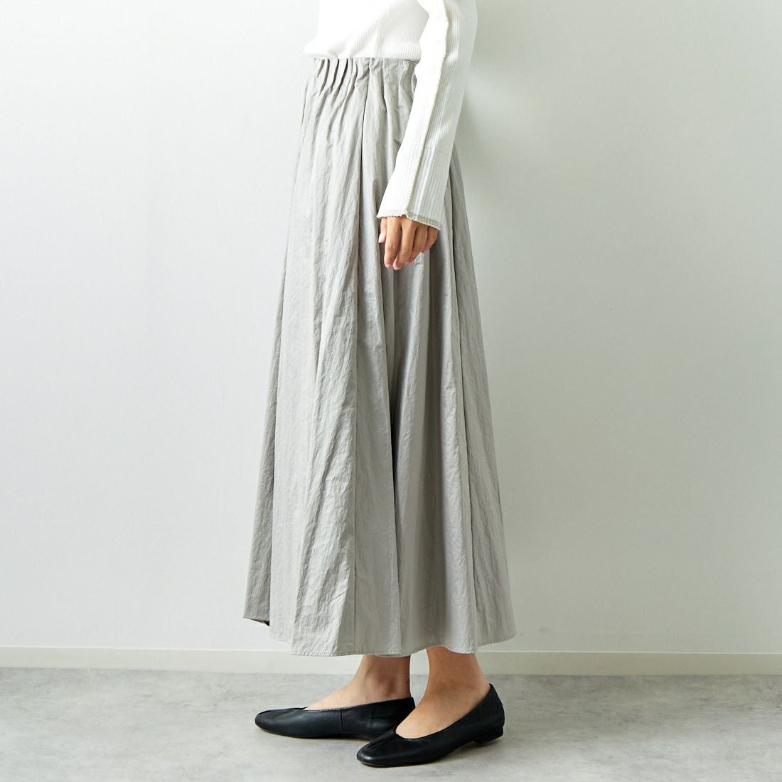 Jeans Factory Clothes [ジーンズファクトリークローズ] シャイニータックスカート [21243058] 001 ｼﾙﾊﾞｰ &&モデル身長：167cm 着用サイズ：F&&