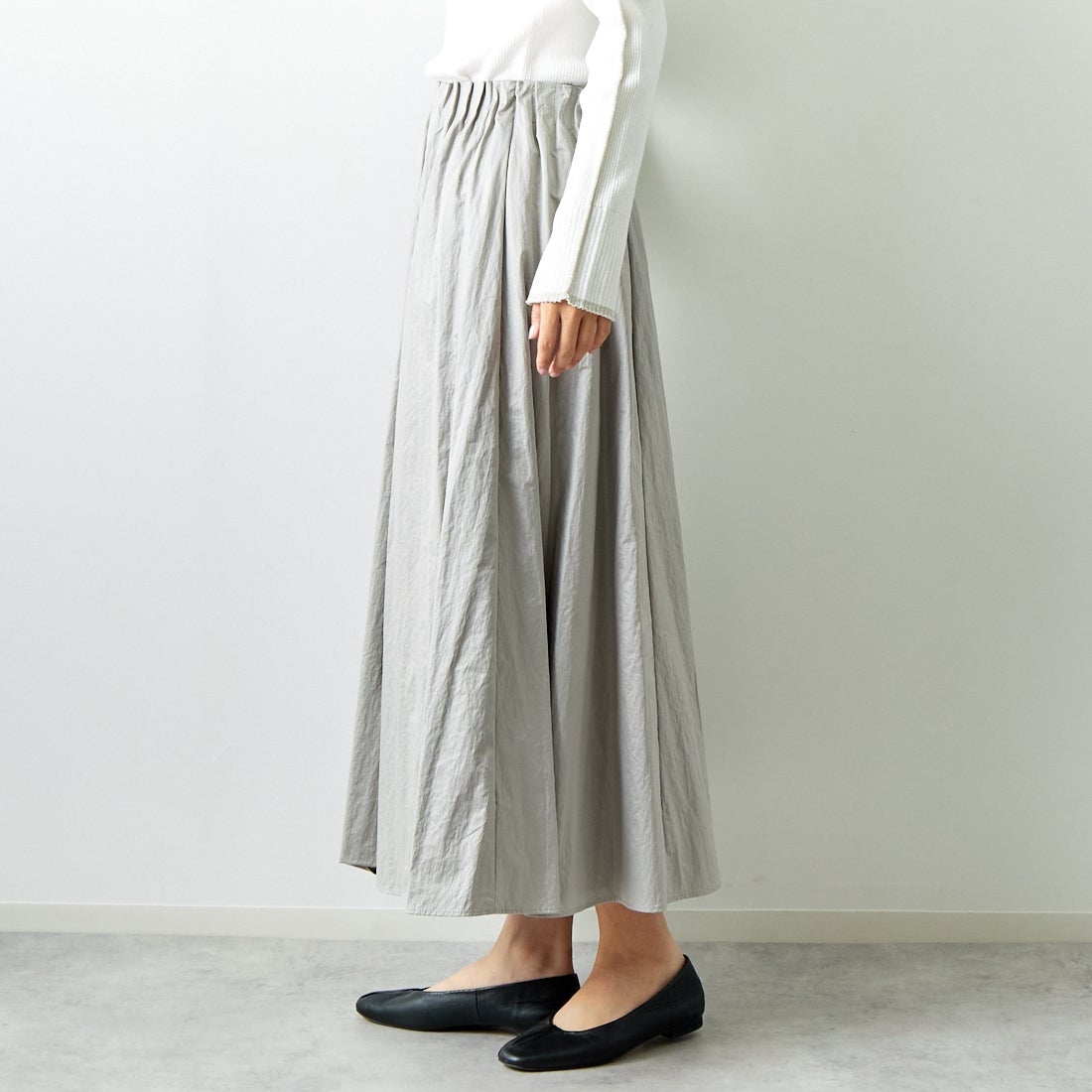 Jeans Factory Clothes [ジーンズファクトリークローズ] シャイニータックスカート [21243058] 001 ｼﾙﾊﾞｰ &&モデル身長：167cm 着用サイズ：F&&