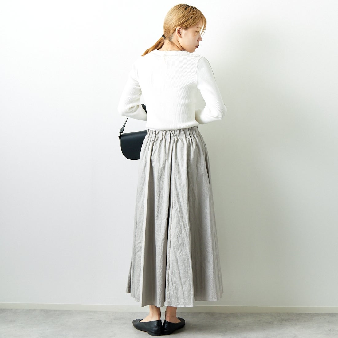 Jeans Factory Clothes [ジーンズファクトリークローズ] シャイニータックスカート [21243058] 001 ｼﾙﾊﾞｰ &&モデル身長：167cm 着用サイズ：F&&