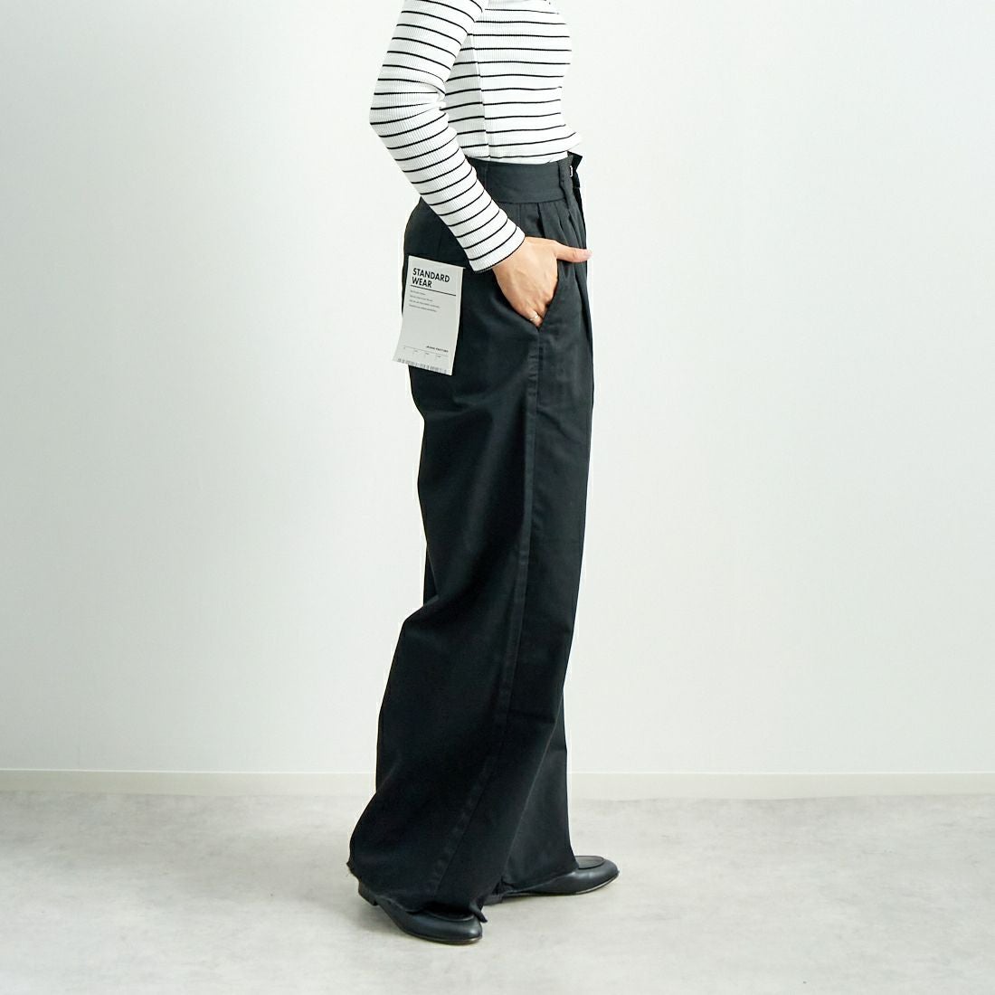Jeans Factory Clothes [ジーンズファクトリークローズ] チノワイドパンツ [24SSINW-01PN] ﾌﾞﾗｯｸ &&モデル身長：160cm 着用サイズ：S&&