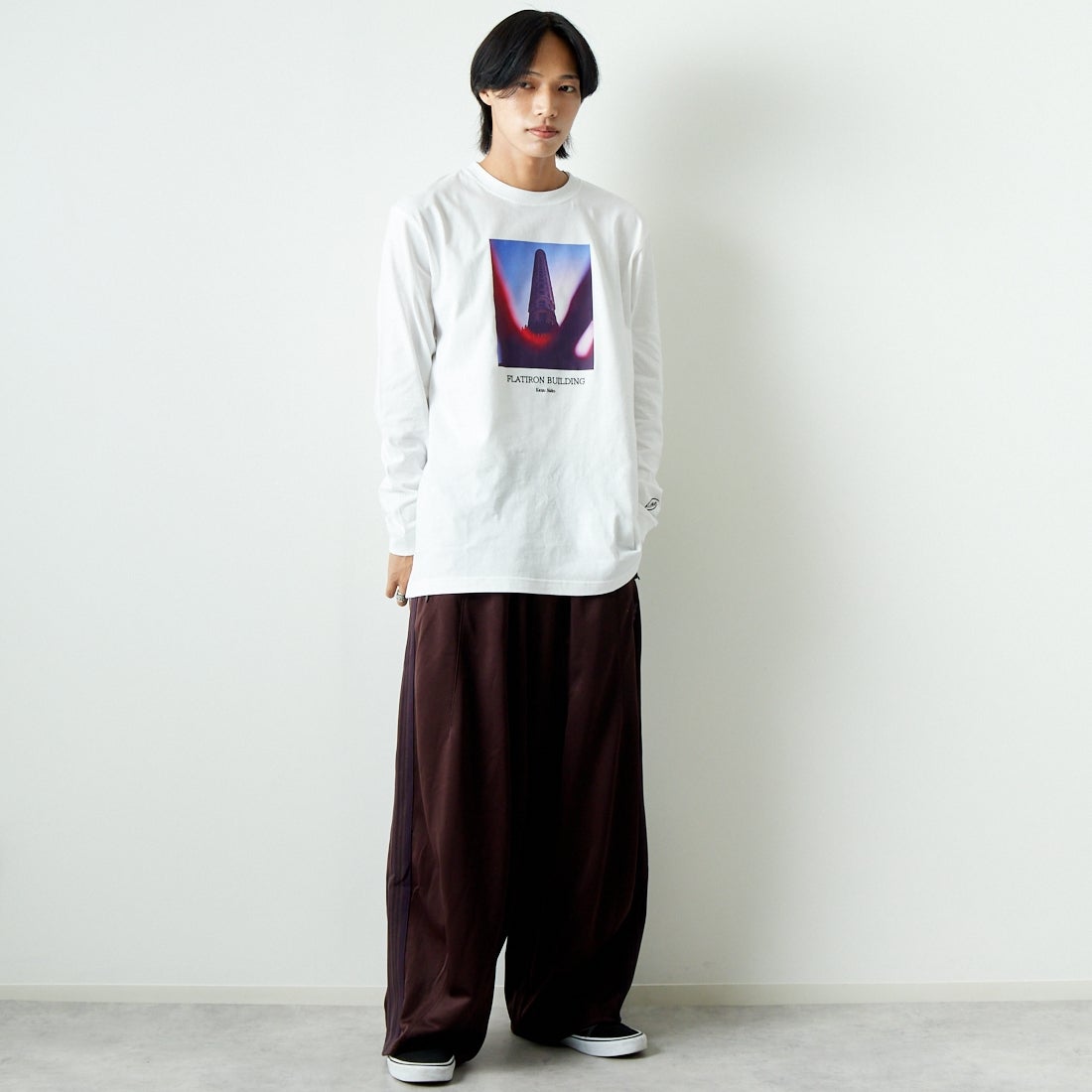 Filphies [フィルフィーズ] ロングスリーブプリントTシャツ [FP242PS00110] 01 WHITE &&モデル身長：179cm 着用サイズ：L&&