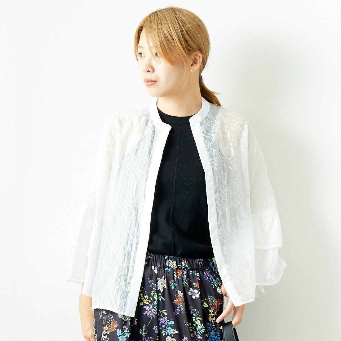 OFF WHITE&&モデル身長：167cm 着用サイズ：F&&