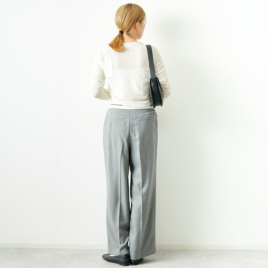 USINE [ユジーヌ] レースギャザーロングスリーブTシャツ [2430801] WHITE &&モデル身長：167cm 着用サイズ：F&&