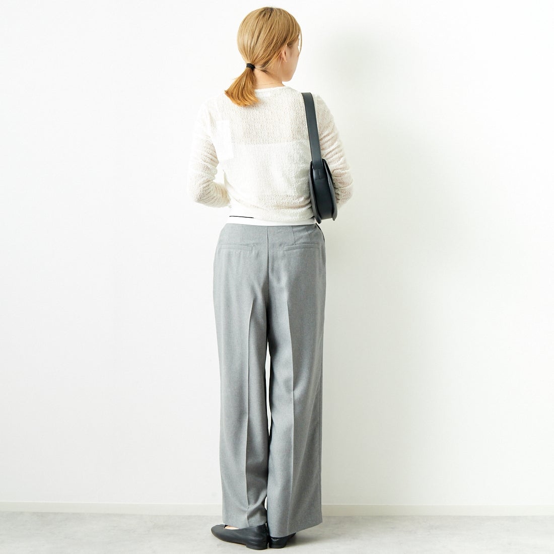 USINE [ユジーヌ] レースギャザーロングスリーブTシャツ [2430801] WHITE &&モデル身長：167cm 着用サイズ：F&&