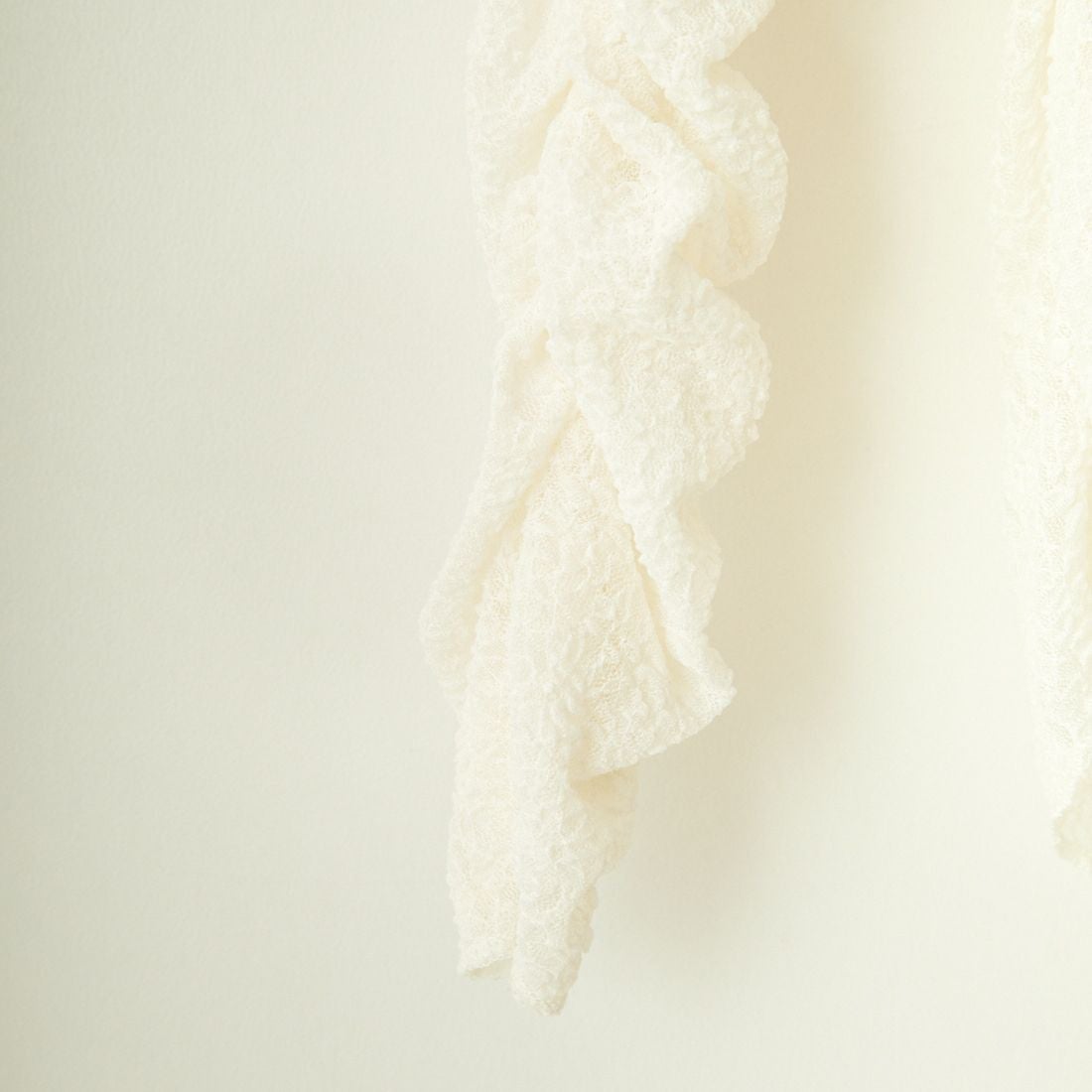 USINE [ユジーヌ] レースギャザーロングスリーブTシャツ [2430801] WHITE