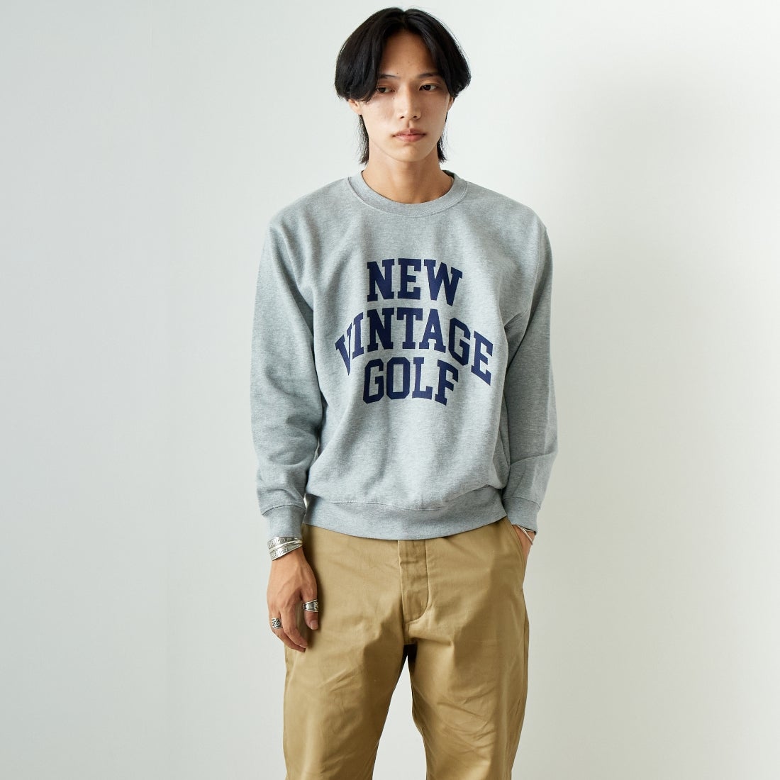 NEW VINTAGE GOLF [ニュービンテージゴルフ] ユーズドクルーネックスウェット [NVG-24F06] GREY &&モデル身長：179cm 着用サイズ：L&&