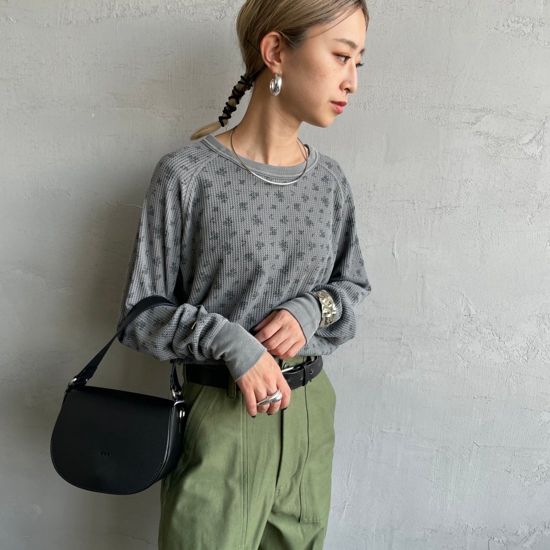 JE MORGAN [ジェイイーモーガン] ワッフル花柄 ラグラン長袖クルーT