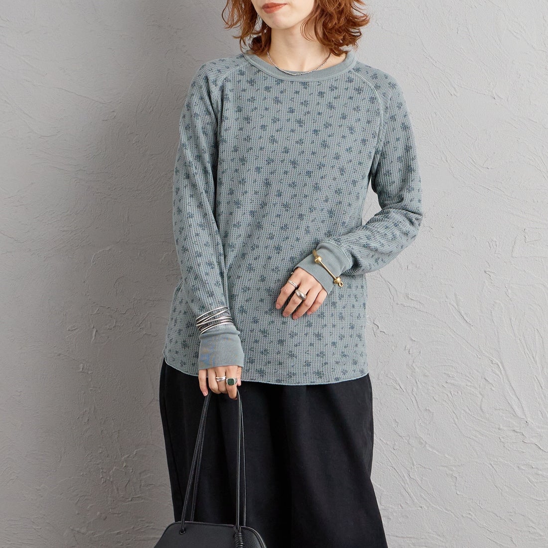 JE MORGAN [ジェイイーモーガン] ワッフルオーバーダイ ロングスリーブTシャツ [JE053-19S] 06 GRAY &&モデル身長：158cm 着用サイズ：F&&