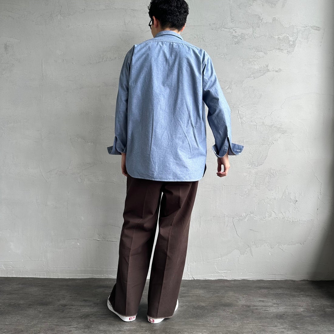 PAY DAY [ペイデイ] 別注 シャンブレーシャツ [PD21-SH-IN4-JF] BLUE &&モデル身長：168cm 着用サイズ：M&&