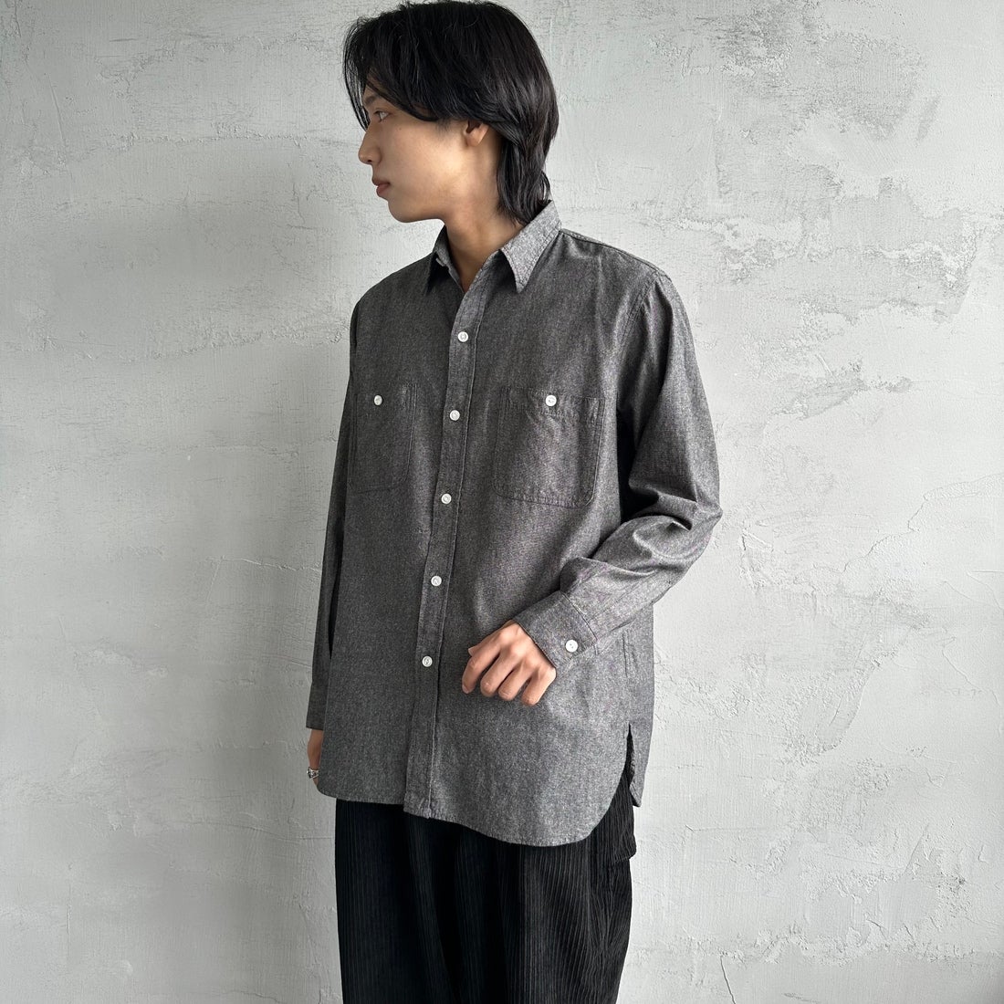 PAY DAY [ペイデイ] 別注 シャンブレーシャツ [PD21-SH-IN4-JF] BLACK &&モデル身長：179cm 着用サイズ：L&&