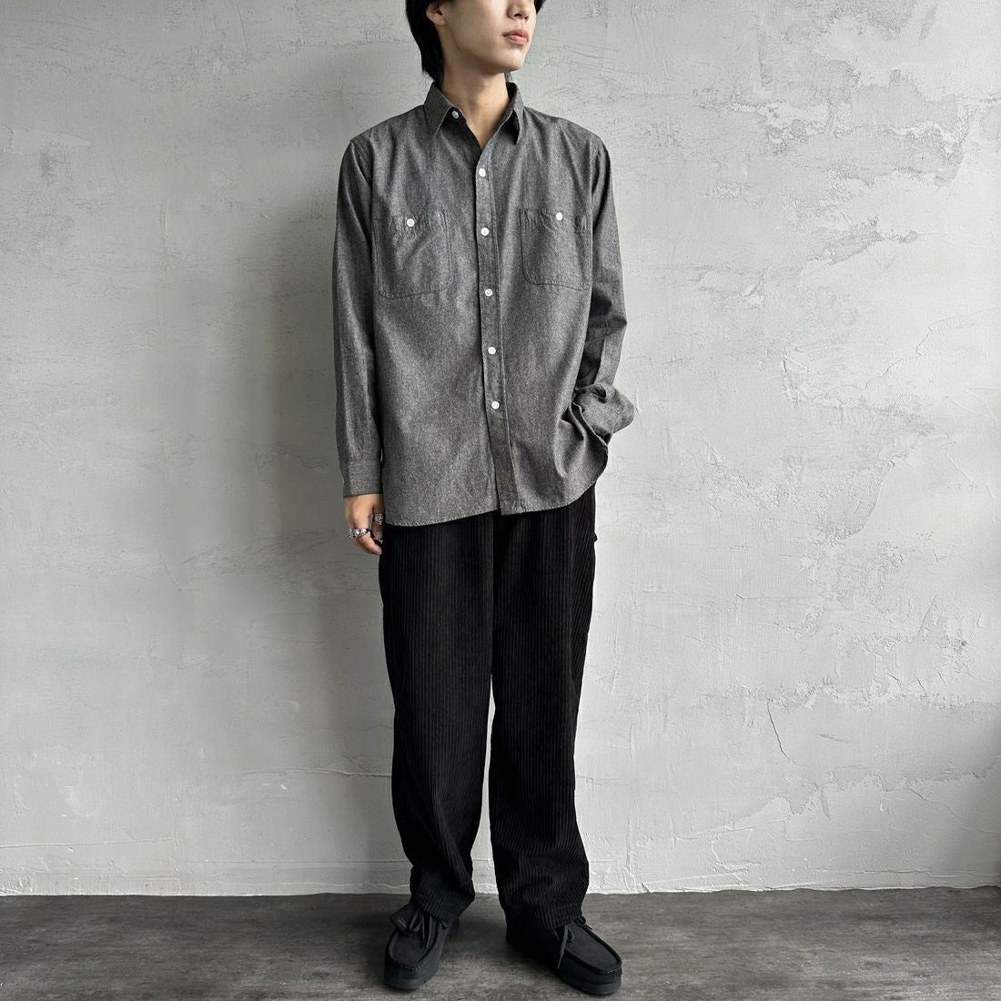 PAY DAY [ペイデイ] 別注 シャンブレーシャツ [PD21-SH-IN4-JF] BLACK &&モデル身長：179cm 着用サイズ：L&&