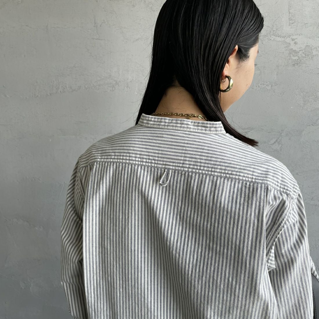 DANTON [ダントン] バンドカラーシャツ [DT-B0279OXP] NVY/ECR ST &&モデル身長：163cm 着用サイズ：36&&