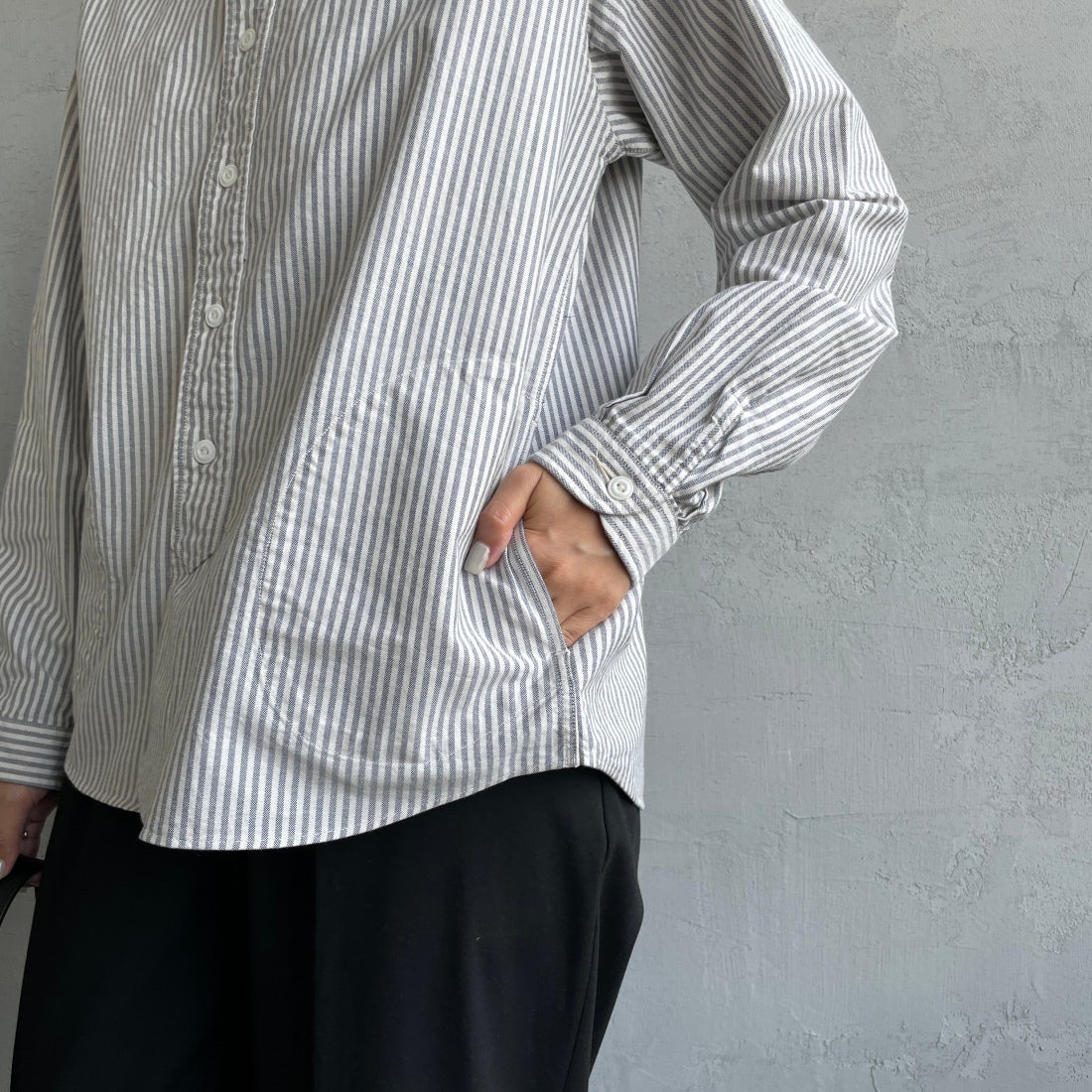 DANTON [ダントン] バンドカラーシャツ [DT-B0279OXP] NVY/ECR ST &&モデル身長：163cm 着用サイズ：36&&
