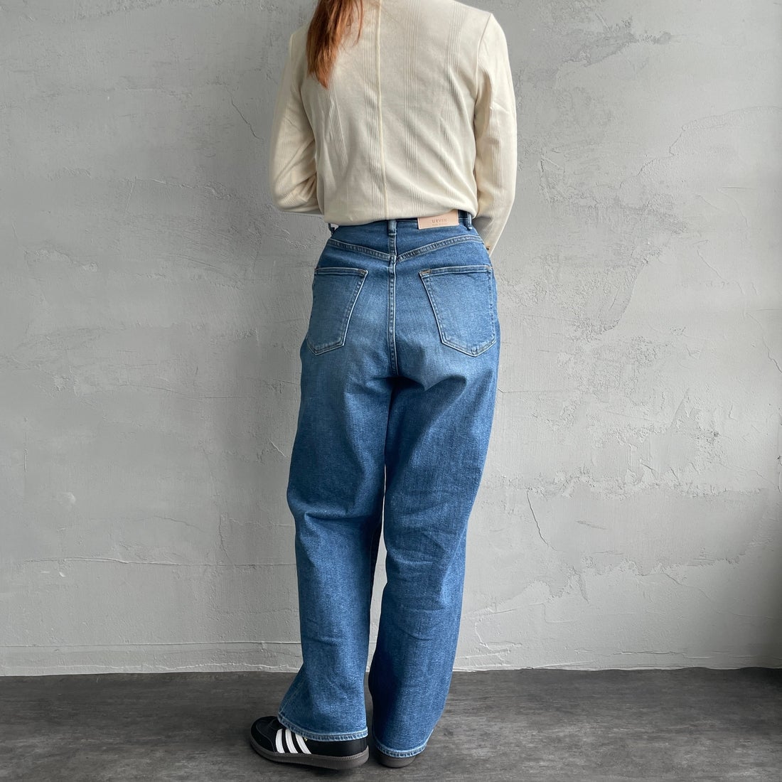 Urvin [アーヴィン] 別注 MARION JEANS ハイウエストストレートデニム [JUAG4400NB-JF] MID USED &&モデル身長：156cm 着用サイズ：22&&