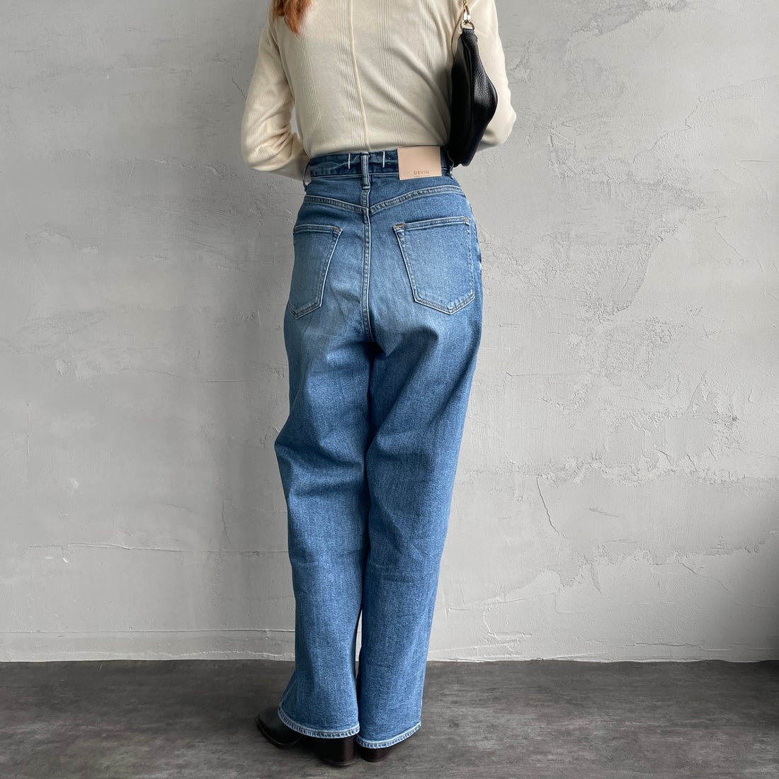Urvin [アーヴィン] 別注 MARION JEANS ハイウエストストレートデニム [JUAG4400NB-JF] MID USED &&モデル身長：156cm 着用サイズ：23&&