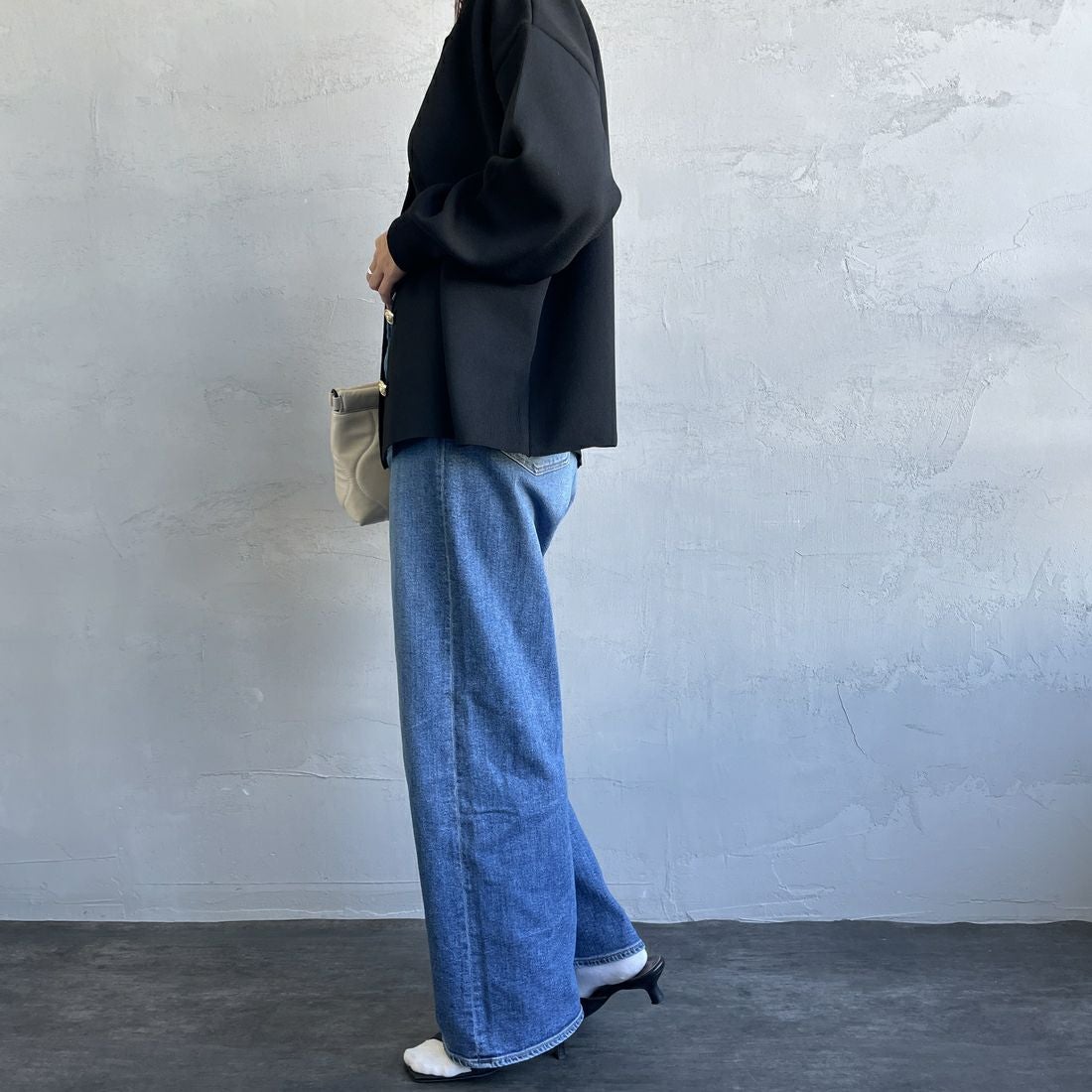 Urvin [アーヴィン] 別注 MARION JEANS ハイウエストストレートデニム [JUAG4400NB-JF] MID USED &&モデル身長：163cm 着用サイズ：24&&