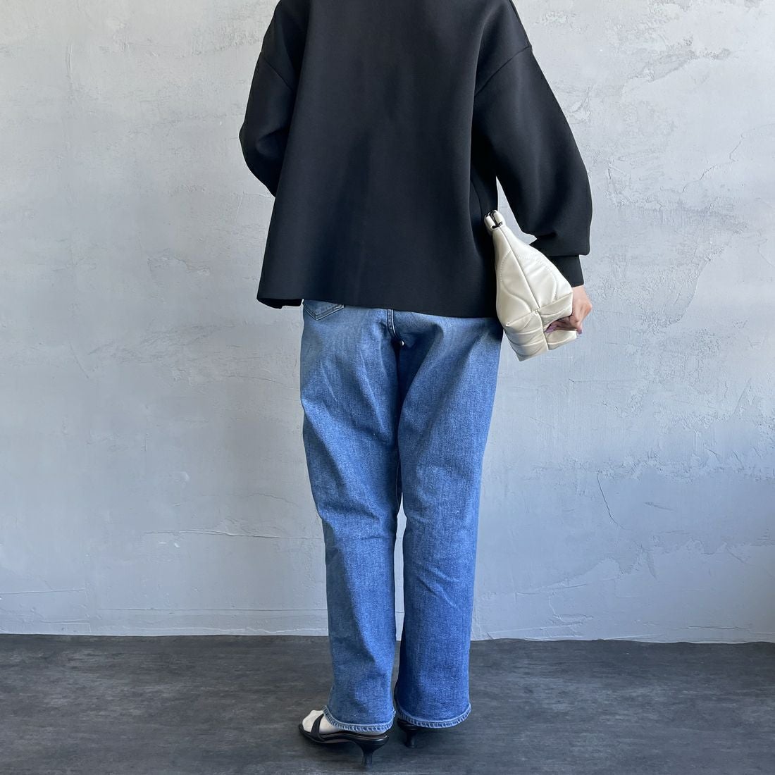 Urvin [アーヴィン] 別注 MARION JEANS ハイウエストストレートデニム [JUAG4400NB-JF] MID USED &&モデル身長：163cm 着用サイズ：24&&