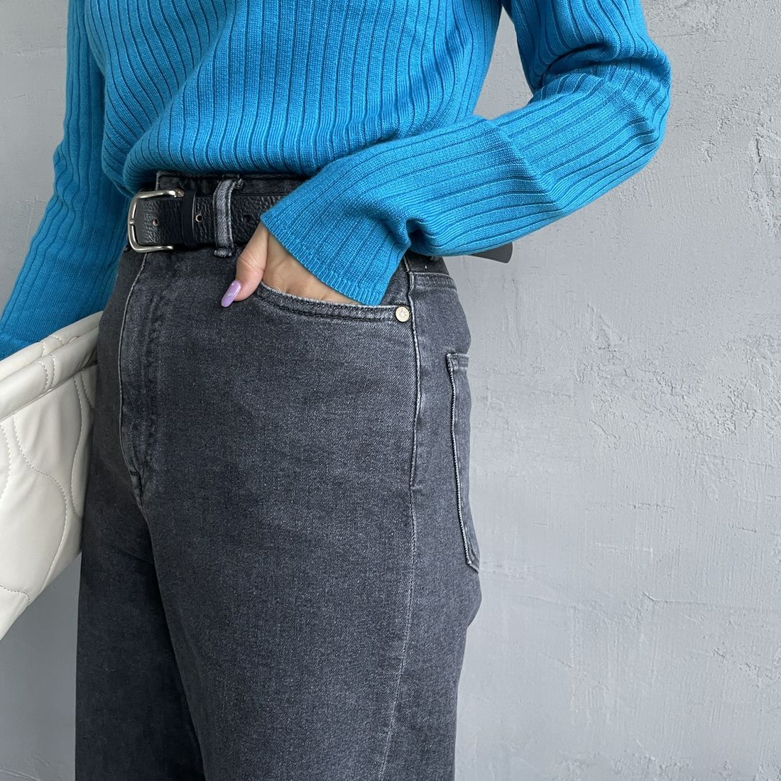 Urvin [アーヴィン] 別注 MARION JEANS ハイウエストストレートデニム [JUAG4400NB-JF] BLACK USED &&モデル身長：163cm 着用サイズ：24&&