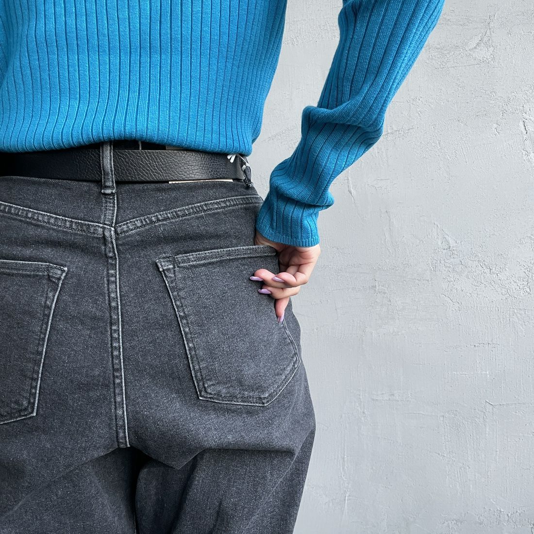 Urvin [アーヴィン] 別注 MARION JEANS ハイウエストストレートデニム [JUAG4400NB-JF] BLACK USED &&モデル身長：163cm 着用サイズ：24&&