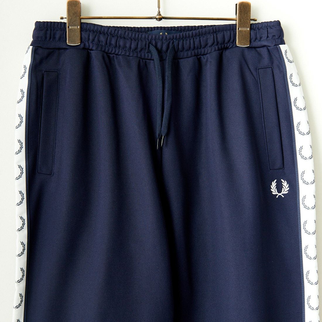 FRED PERRY [フレッドペリー] テープドトラックパンツ [T5510] 266 CARBON