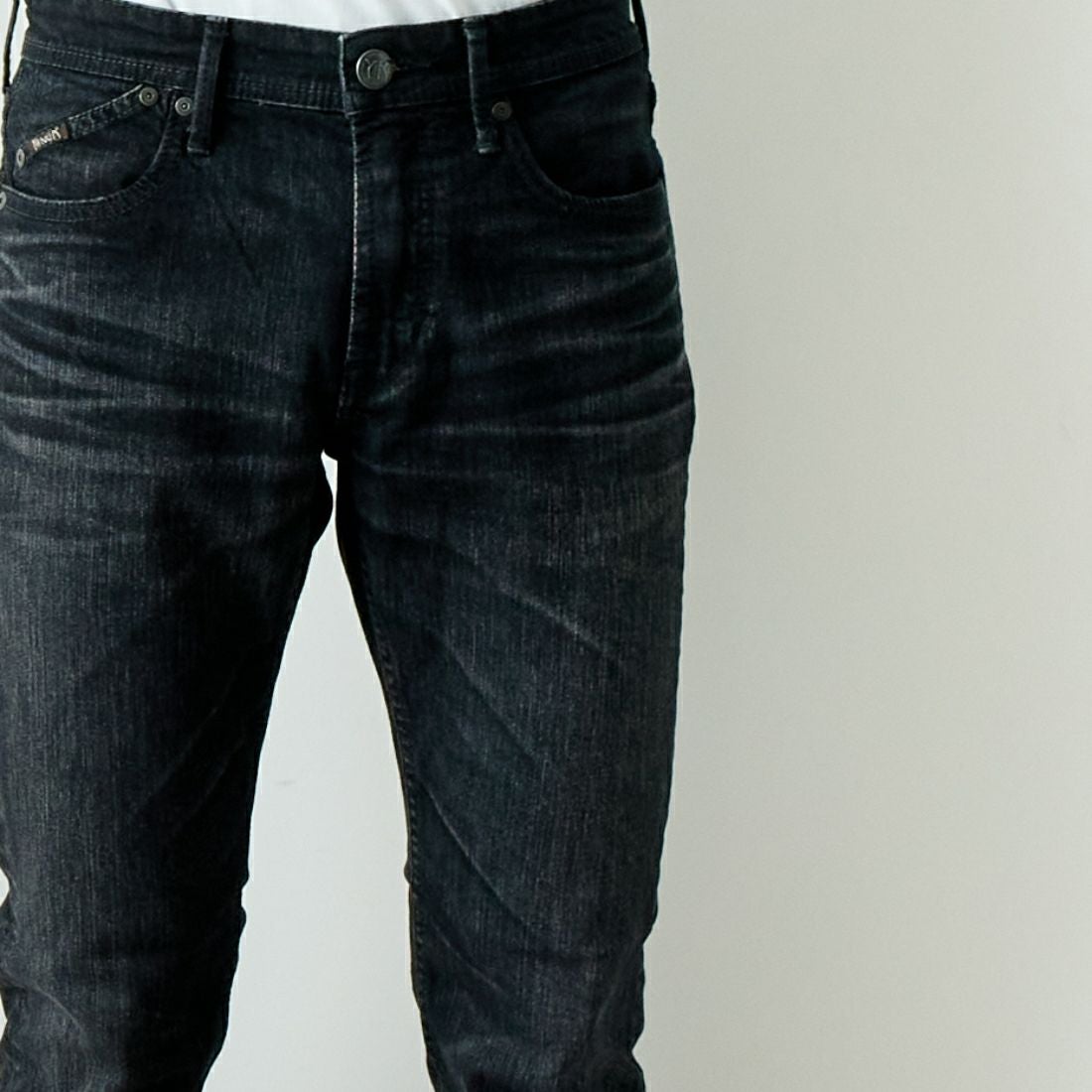 YANUK [ヤヌーク] スリムテーパードデニム VINCENT2/ヴィンセント2 [57243002] OBK