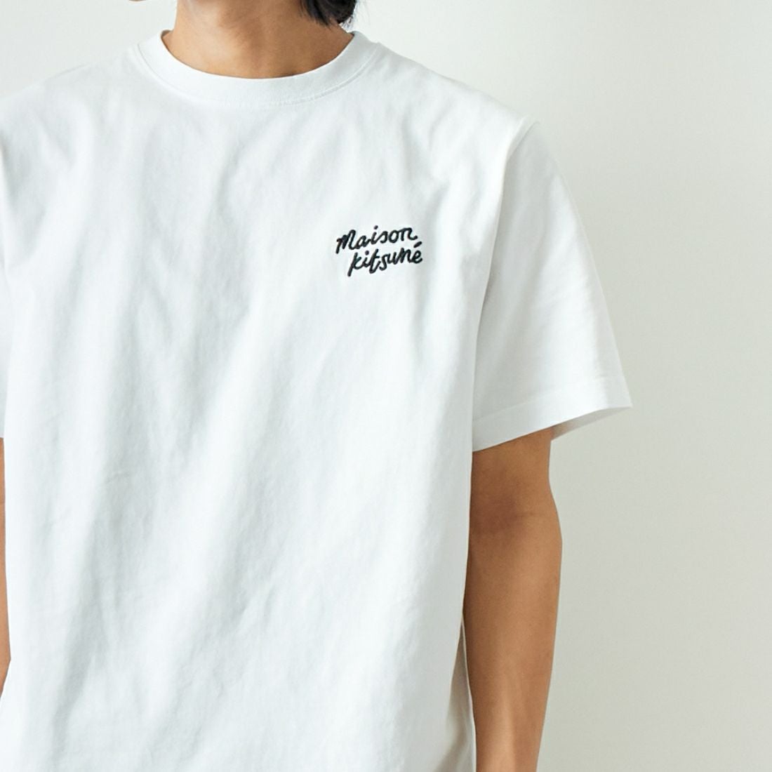 MAISON KITSUNE [メゾン キツネ] ハンドライティング コンフォート Tシャツ [MM00126KJ0118]  M186 WHT/B