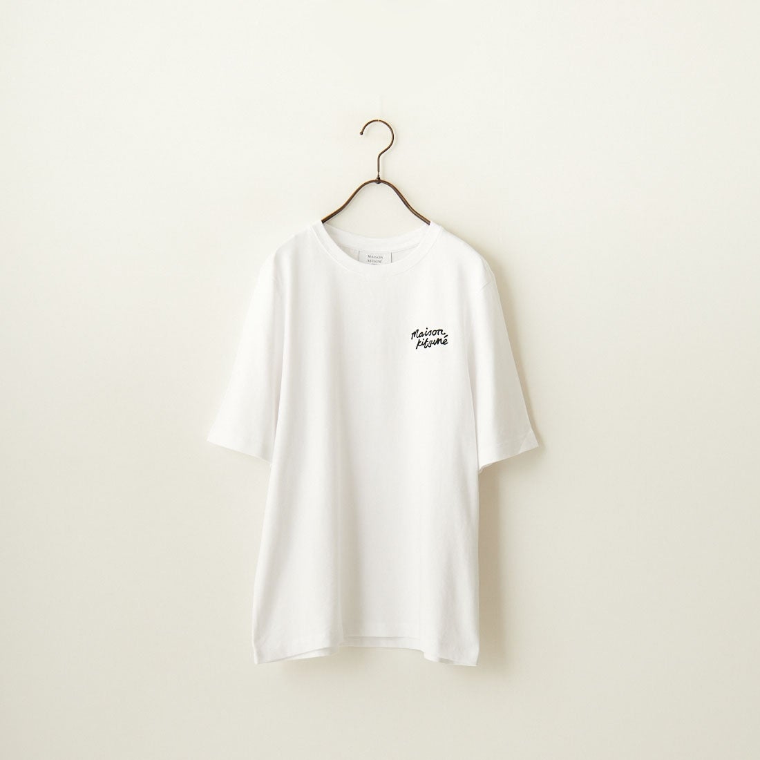 MAISON KITSUNE [メゾン キツネ] ハンドライティング コンフォート Tシャツ [MM00126KJ0118]  M186 WHT/B