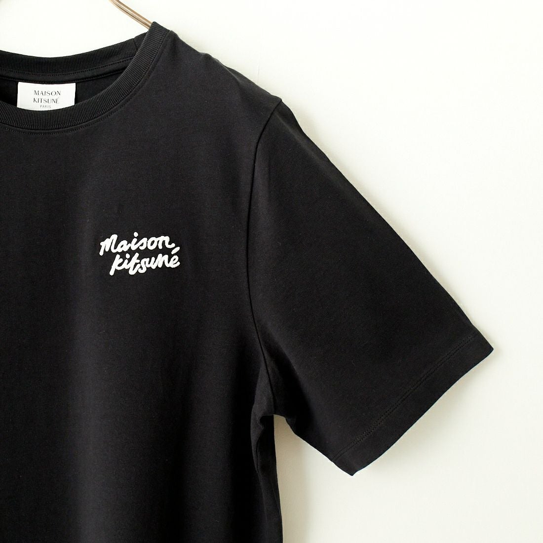 MAISON KITSUNE [メゾン キツネ] ハンドライティング コンフォート Tシャツ [MM00126KJ0118] O197 BLK/W
